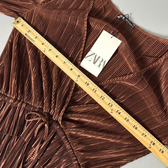 Zara Plisse Pleated Top - Picture 9 of 12